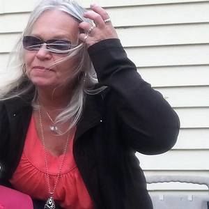 Meet your Posher, Joan